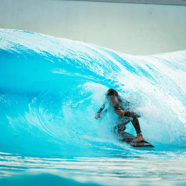 FOR ADVANCED SURFERS